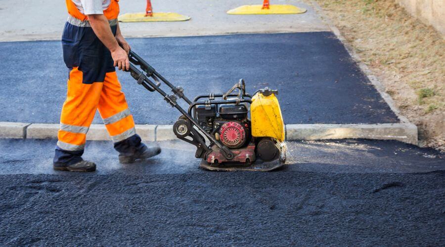 Professional gutter cleaning in Franklin Park, IL